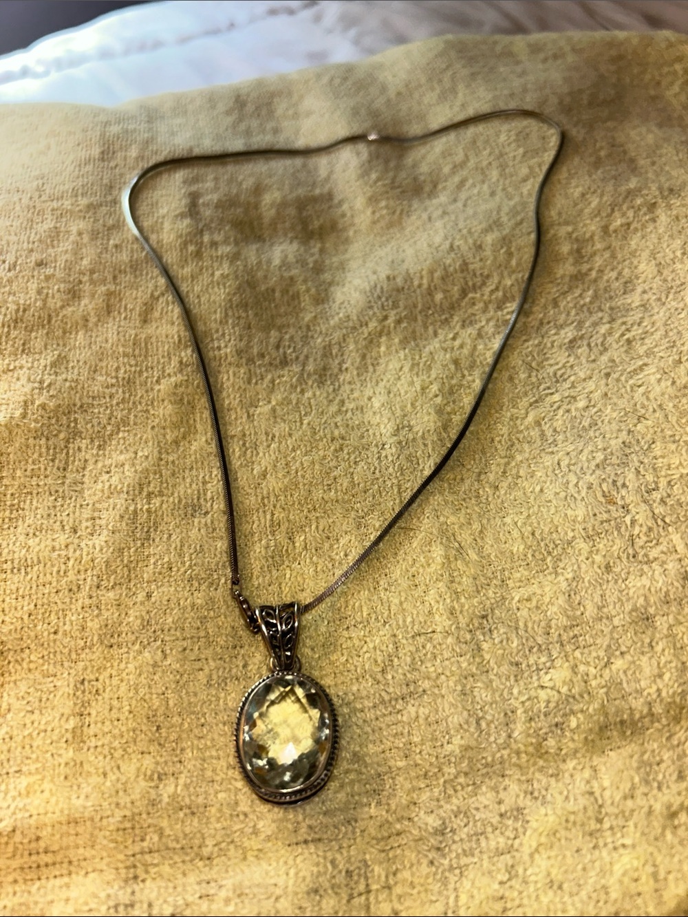Lovely light green faceted stone necklace with box chain